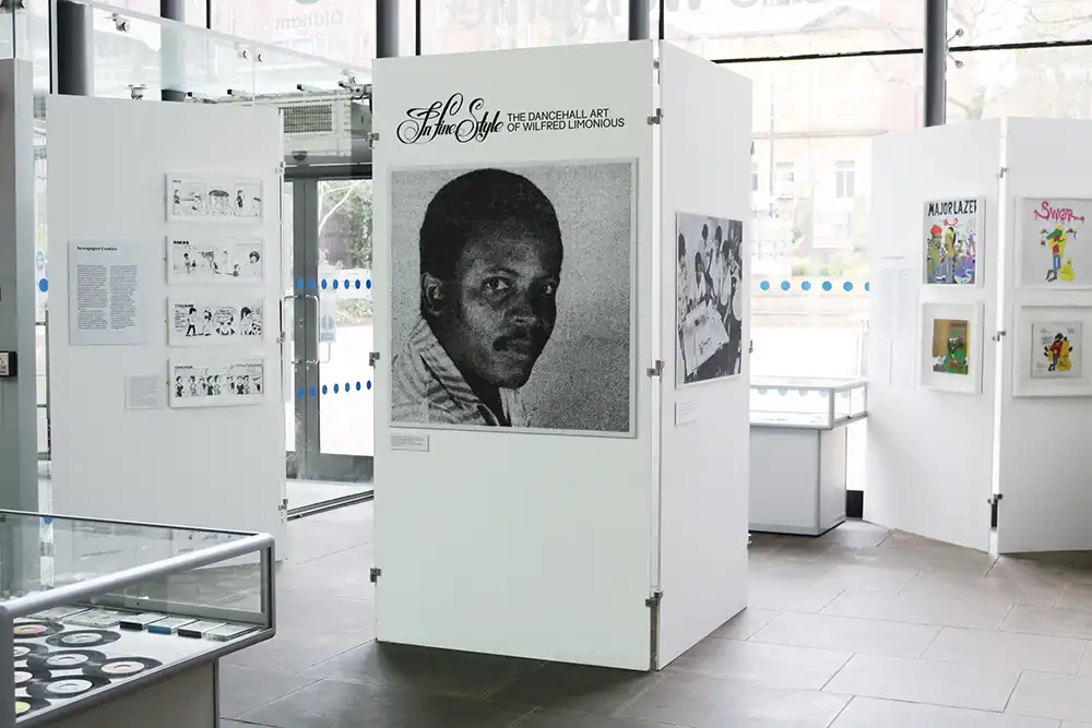 Gallery Oldham (8 April–7 May 2016) Photo by Sean Baggaley